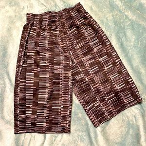 ⚡️SOLD⚡️NIKE DRI-FIT shorts Y-large